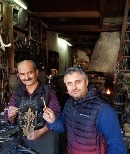 Tarihi Kapıların kilitleri ona emanet