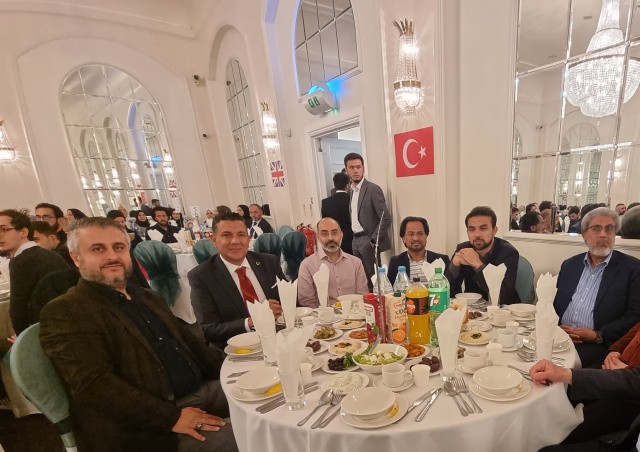 İslam Toplumu Milli G&ouml;r&uuml;ş Kurumsal İftar programında B&uuml;y&uuml;k Buluşma