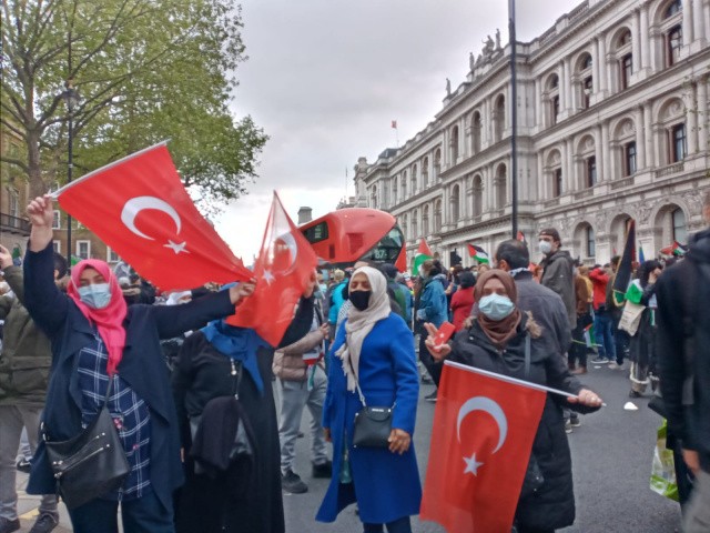 Londra'da Filistin i&ccedil;in acil &ccedil;ağrı