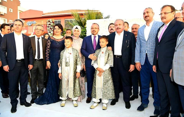 Turan ailesinin mutlu günü