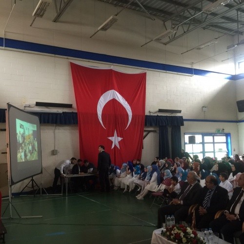 Luton Türk İslam ve Kültür Merkezi Kutlu Doğum Haftası  Luton Türk İslam ve Kültür Merkezi'nin Kutlu Doğum Haftası  Hz. Peygamber ve güven toplumu adlı program