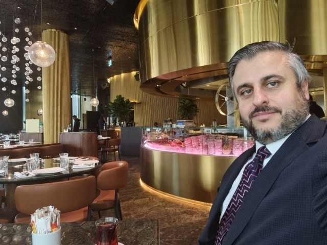 Ünlü Şef Nusret'e Kültür ve Turizm Elçisi Beratı Verildi