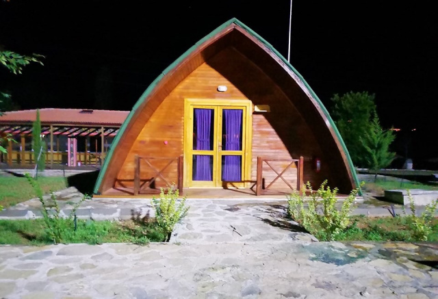 Doğa ile içiçe bir tatil köyü