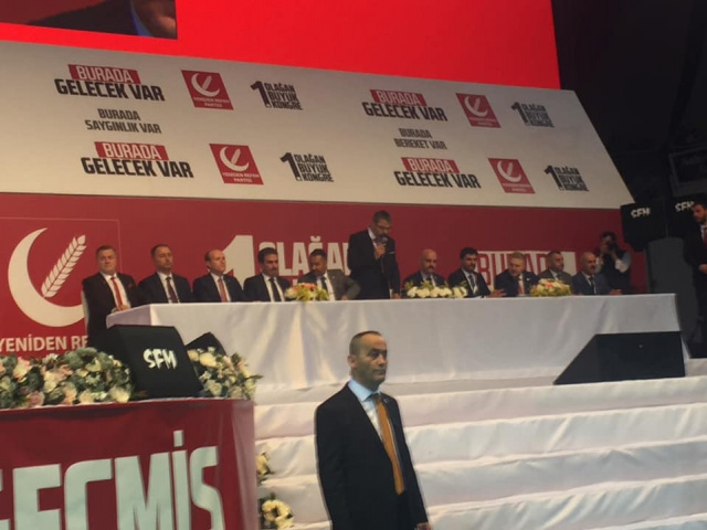 Fatih Erbakan genel başkan seçildi