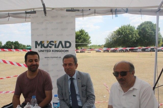 Batı Londra Türk Festivali renkli görüntülere sahne oldu