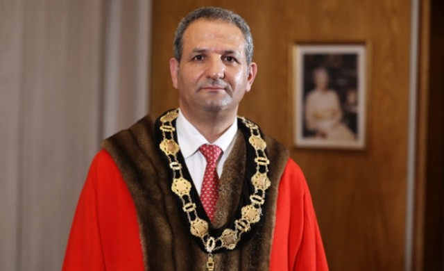 Metehan Fidan  bebeğin kahramanları iş başında Foto Galeri