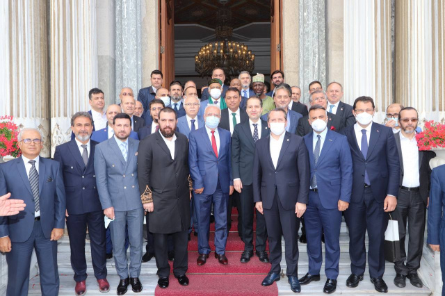 D-8 Ekonomik İşbirliği &Ouml;rg&uuml;t&uuml;&rsquo;n&uuml;n 24&rsquo;&uuml;nc&uuml; zirvesi yapıldı