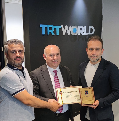 Uluslararası Dijital Medya Derneği Başkanı Adil Ko&ccedil;alan, TRT World'u ziyaret etti