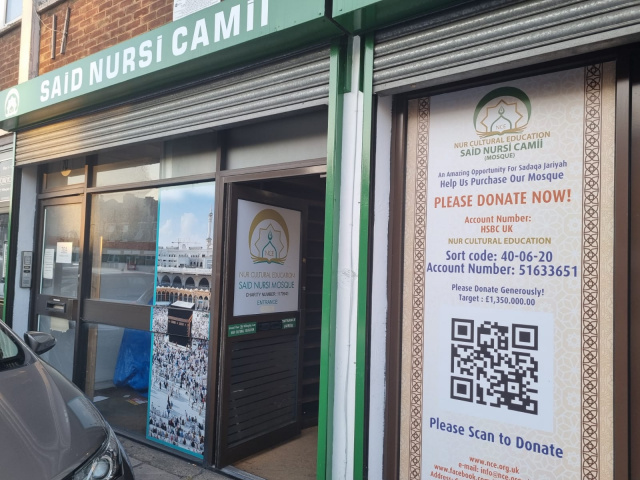 Said Nursi Mosque Kültür Merkezi Hizmet Binası Yardım Bekliyor