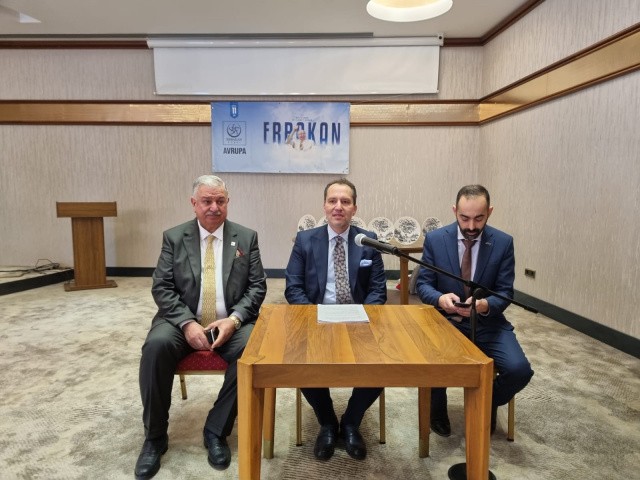 Avrupa Erbakan vakfı Eğitim Kampı başarıyla tamamlandı