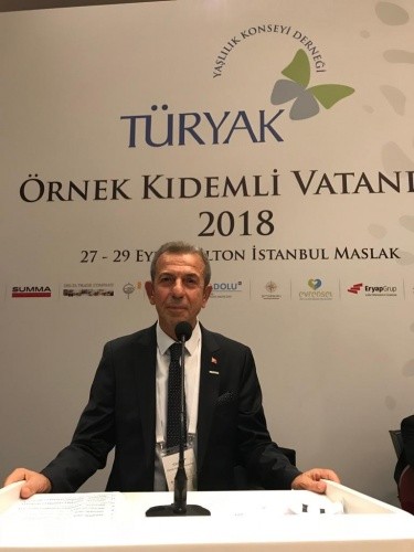 Nuri Bulgurcu’ya Örnek Vatandaş Ödülü verildi