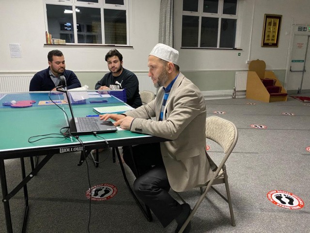 İngiltere'de Türk Gençlerin bağımlılıkla mücadele için çektikleri kısa film büyük beğeni aldı