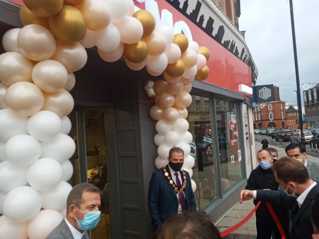 Londra Alfemo mağazası Fotolar