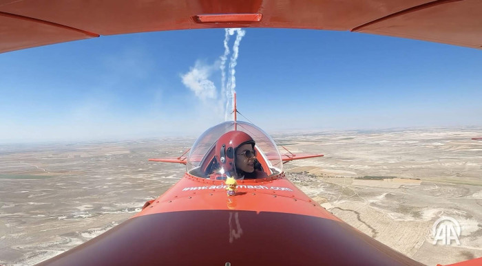 Türk kadın akrobasi pilotu ay yıldızlı bayrağı Almanya'da dalgalandıracak