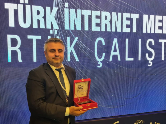 Gazeteci İsmail Karakaş &ldquo;T&uuml;rk İnternet Medyası RT&Uuml;K &Ccedil;alıştayı&rdquo;na katıldı 