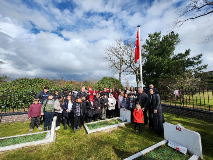 Portsmouth Türk Deniz Şehitliği’nde anma töreni düzenlendi