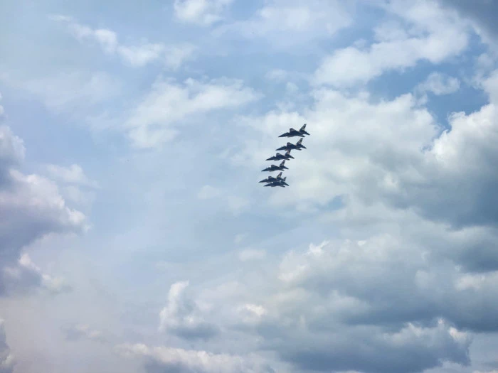 Farnborough Airshow 2026'da Son G&uuml;n Coşkusu: BAE Akrobasi Ekibi G&ouml;ky&uuml;z&uuml;ne Damga Vurdu