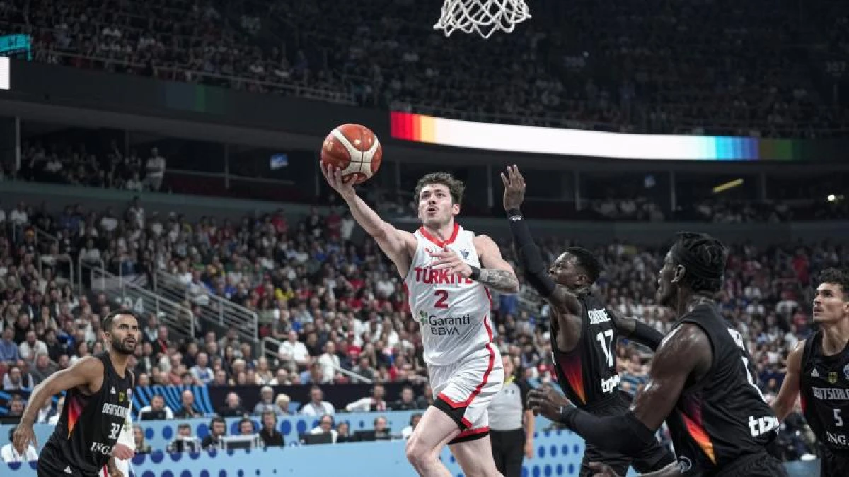 12 Dev Adam dünya ikincisi oldu                        