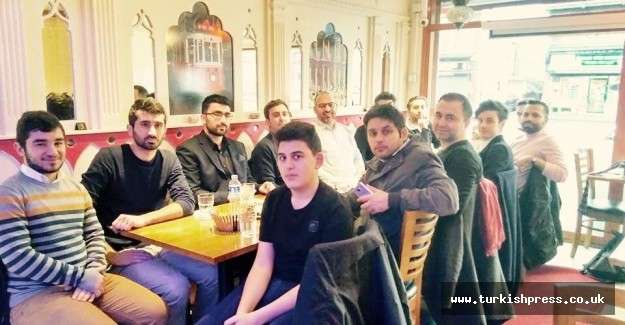 Londra  UETD'den  Reiana'da hayatını  kaybedenler i&ccedil;in dua