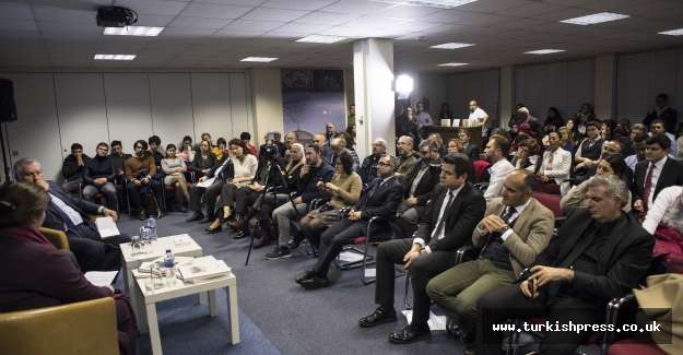 Londra Yunus Emre Enstit&uuml;s&uuml;&rsquo;nde Osmanlı-İngiltere İlişkileri Anlatıldı