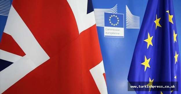 UK premier, EU's Juncker discuss Brexit, next steps