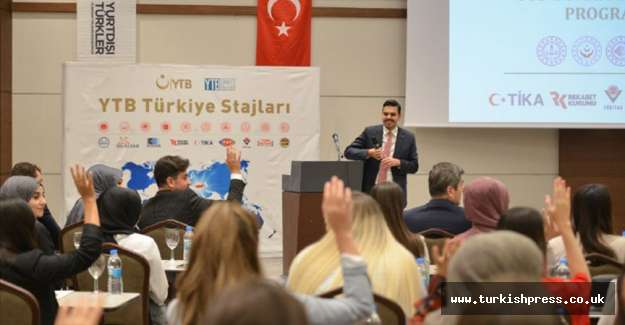 YTB'nin 8'inci d&ouml;nem 'T&uuml;rkiye Stajları' sertifika t&ouml;reni d&uuml;zenlendi