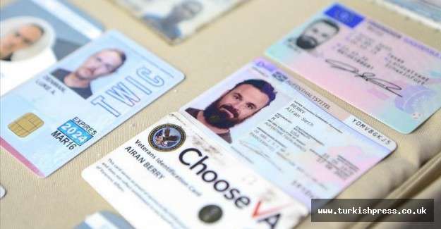 ABD, Venezuela'daki darbe girişimine karışan eski askerlerin kimliklerini a&ccedil;ıkladı