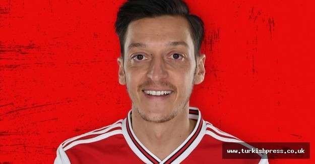 Arsenal's Ozil gives $101,000 for holy month aid drive