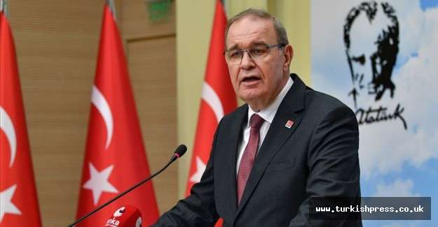 CHP S&ouml;zc&uuml;s&uuml; &Ouml;ztrak: Ayasofya'nın ibadete a&ccedil;ılması bir kararnameye bakar