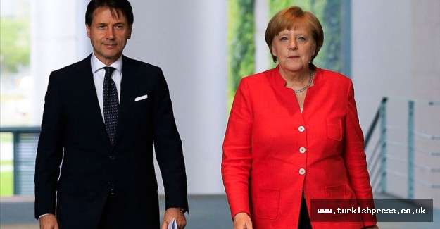 Merkel'den AB'ye kurtarma paketinde uzlaşı &ccedil;ağrısı