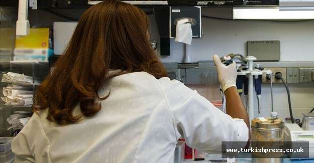 AstraZeneca Kovid-19'a karşı sentetik antikor ilacının denemelerine başladı