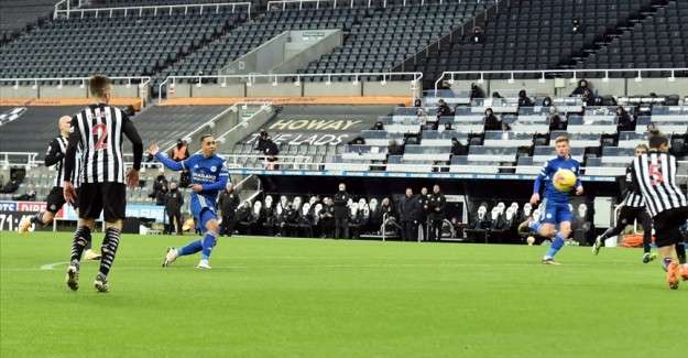 Leicester City deplasmanda Newcastle United'ı 2-1 mağlup etti