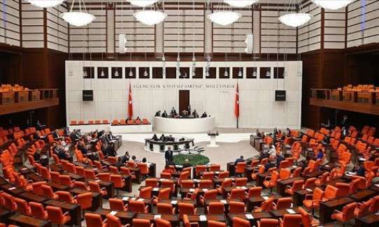 TBMM Genel Kurulunda İngiltere'nin T&uuml;rkiye ile serbest ticaret anlaşmasını d&uuml;zenleyen kanun teklifi kabul edildi