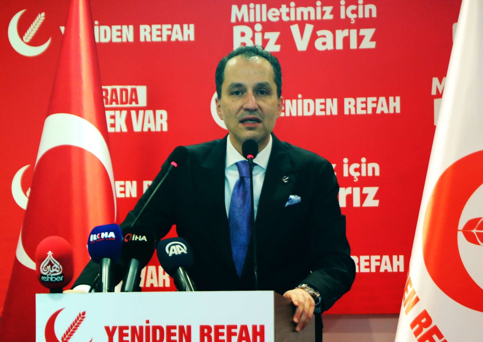 Yeniden Refah Partisi lideri Fatih Erbakan uyardı: '&Ccedil;ift&ccedil;imizi kurtaramazsak g&uuml;venliğimiz tehlikeye girer'