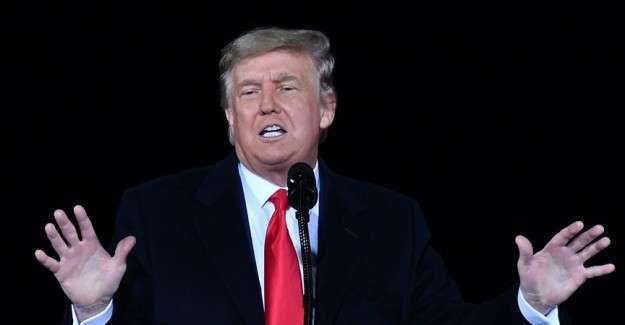 ABD'de Kovid-19 &ouml;l&uuml;mlerinin y&uuml;ksekliğinden Trump y&ouml;netiminin sorumlu olduğu iddia edildi