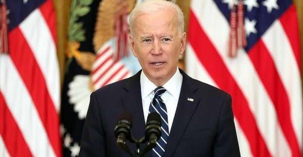 Biden vows US backing for Ukraine as Russia amasses