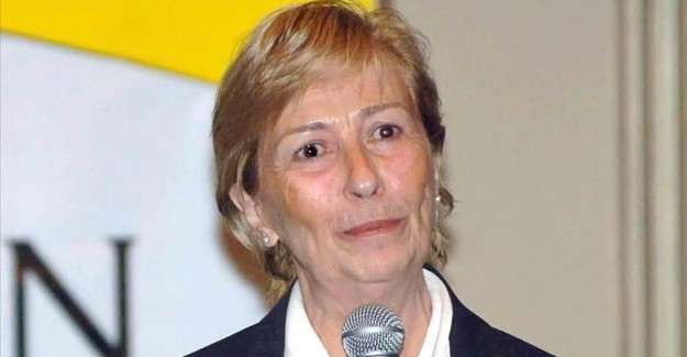 Roman ve oyun yazarı Emine Işınsu &Ouml;ks&uuml;z vefat etti