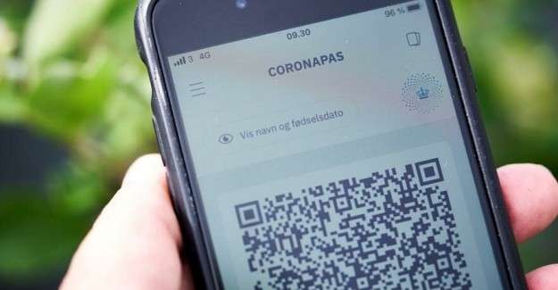İngiltere&rsquo;nin corona vir&uuml;s&uuml; aşısı pasaportu rafa kalkıyor