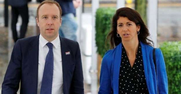 İngiltere&rsquo;yi sallayan ihanette yeni detaylar: Hancock ve danışmanı birlikte yaşamaya başladı
