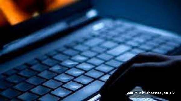 İngiltere&rsquo;de 5 yetişkinden biri porno sekt&ouml;r&uuml;nde &ccedil;alışmayı mantıklı buluyor