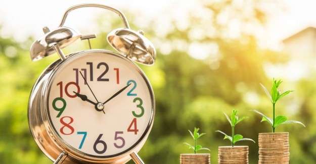 &ldquo;UK should put clocks forward extra hour to save on energy bills&rdquo;