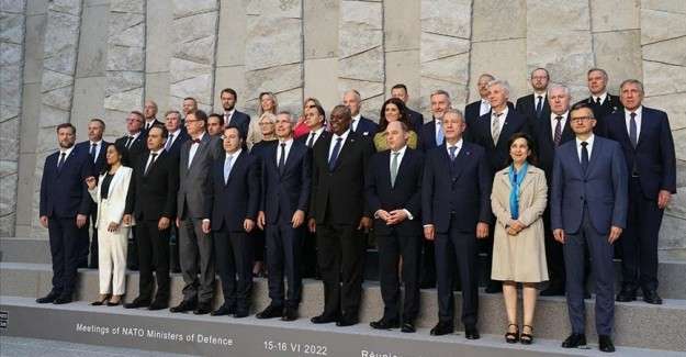 Turkish defense chief meets his counterparts at NATO headquarters