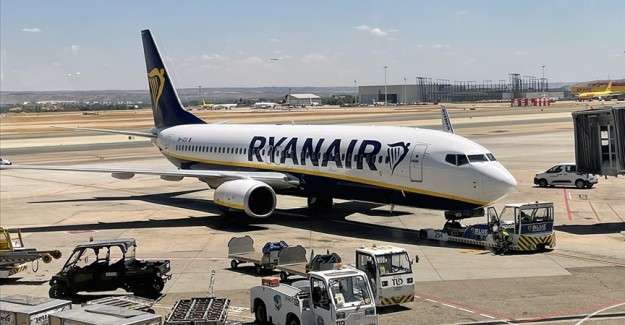 İspanya'da Ryanair ve Easyjet hava yollarındaki grevler devam ediyor