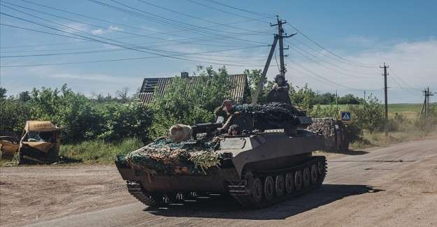 Ukrayna: Luhansk b&ouml;lgesinde Rus birliklerinin 5 b&uuml;y&uuml;k saldırısı p&uuml;sk&uuml;rt&uuml;ld&uuml;