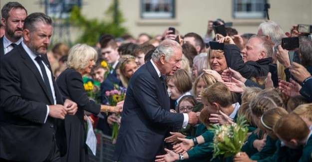 King Charles III visits Northern Ireland for 1st time as monarch