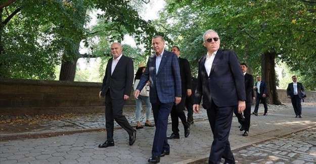 Turkish president takes a stroll in Central Park, New York