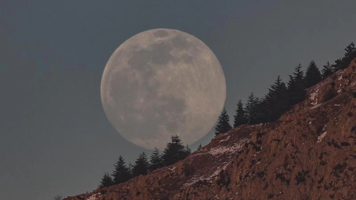 50 yıllık Ay kayasında tarihi sır                         