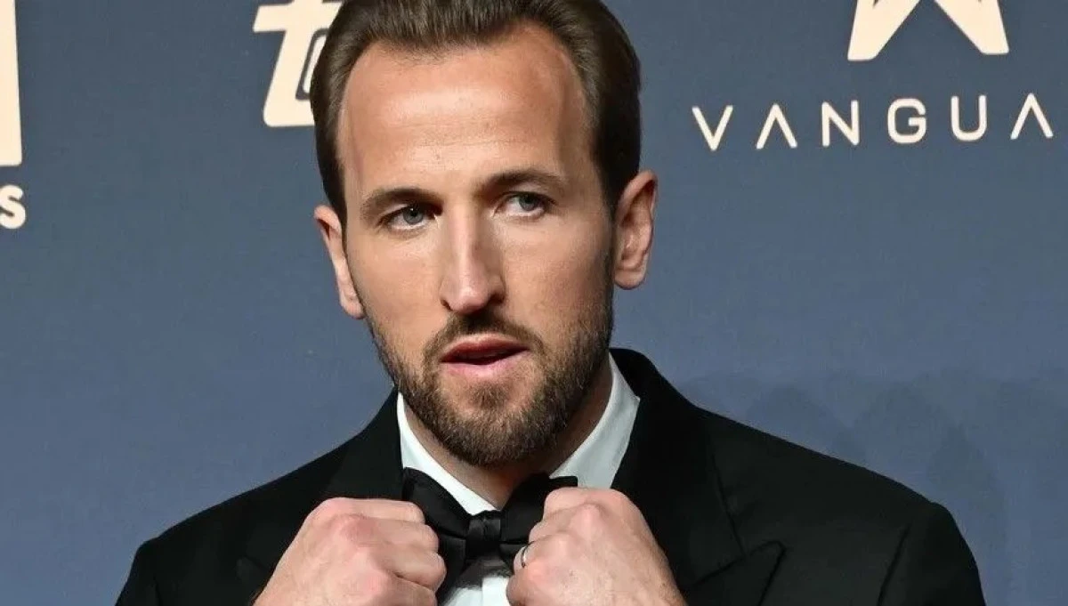 Altın Top &ouml;d&uuml;l&uuml;n&uuml; İngiliz futbolcu Harry Kane kazandı