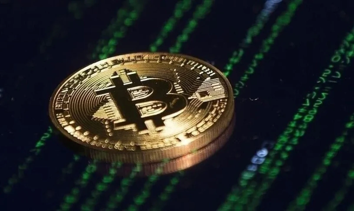 Bitcoin, mayıs ayından bu yana ilk kez 77 bin doların &uuml;zerine y&uuml;kseldi