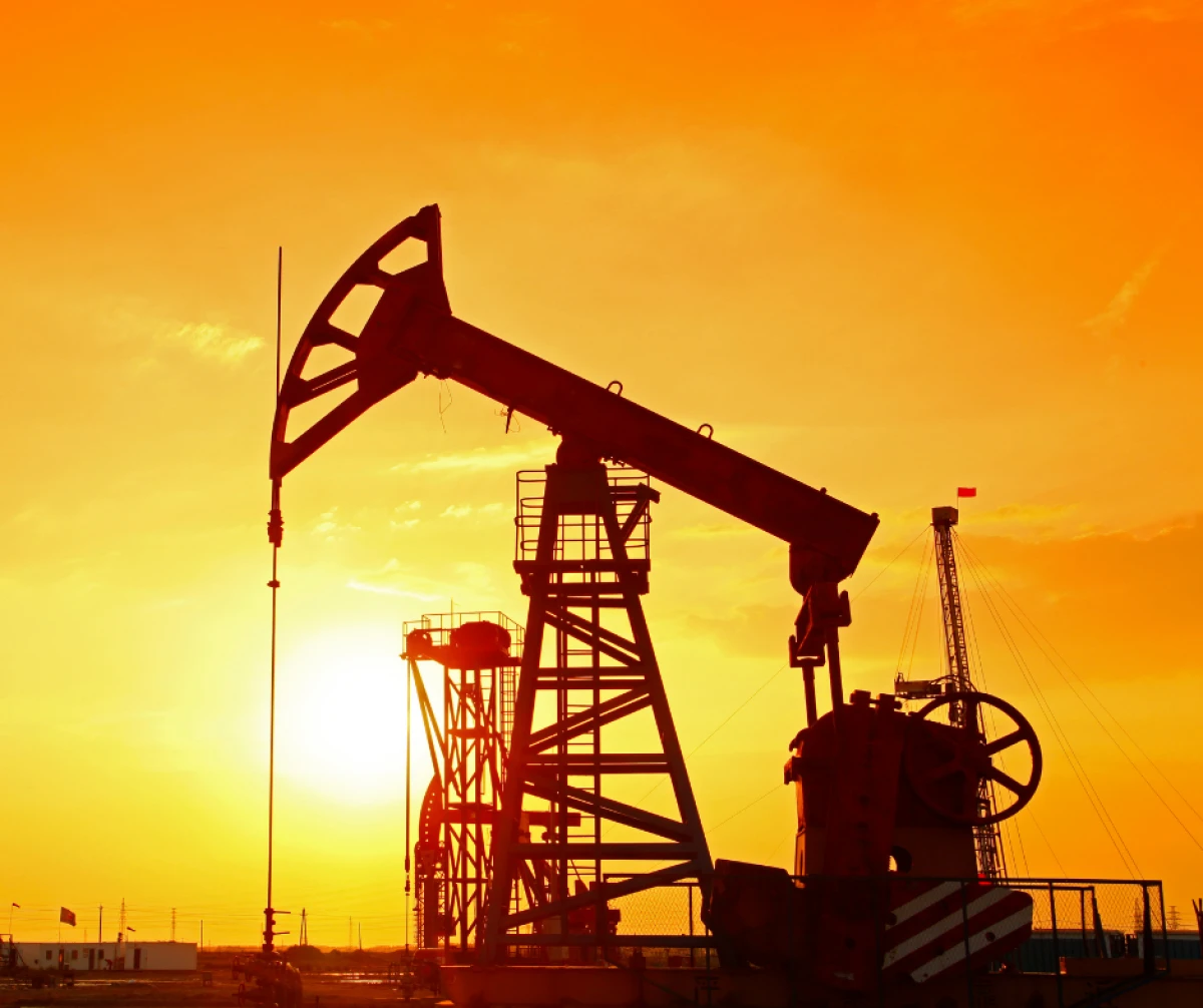 Brent petrol&uuml;n varili 114 dolardan işlem g&ouml;r&uuml;yor